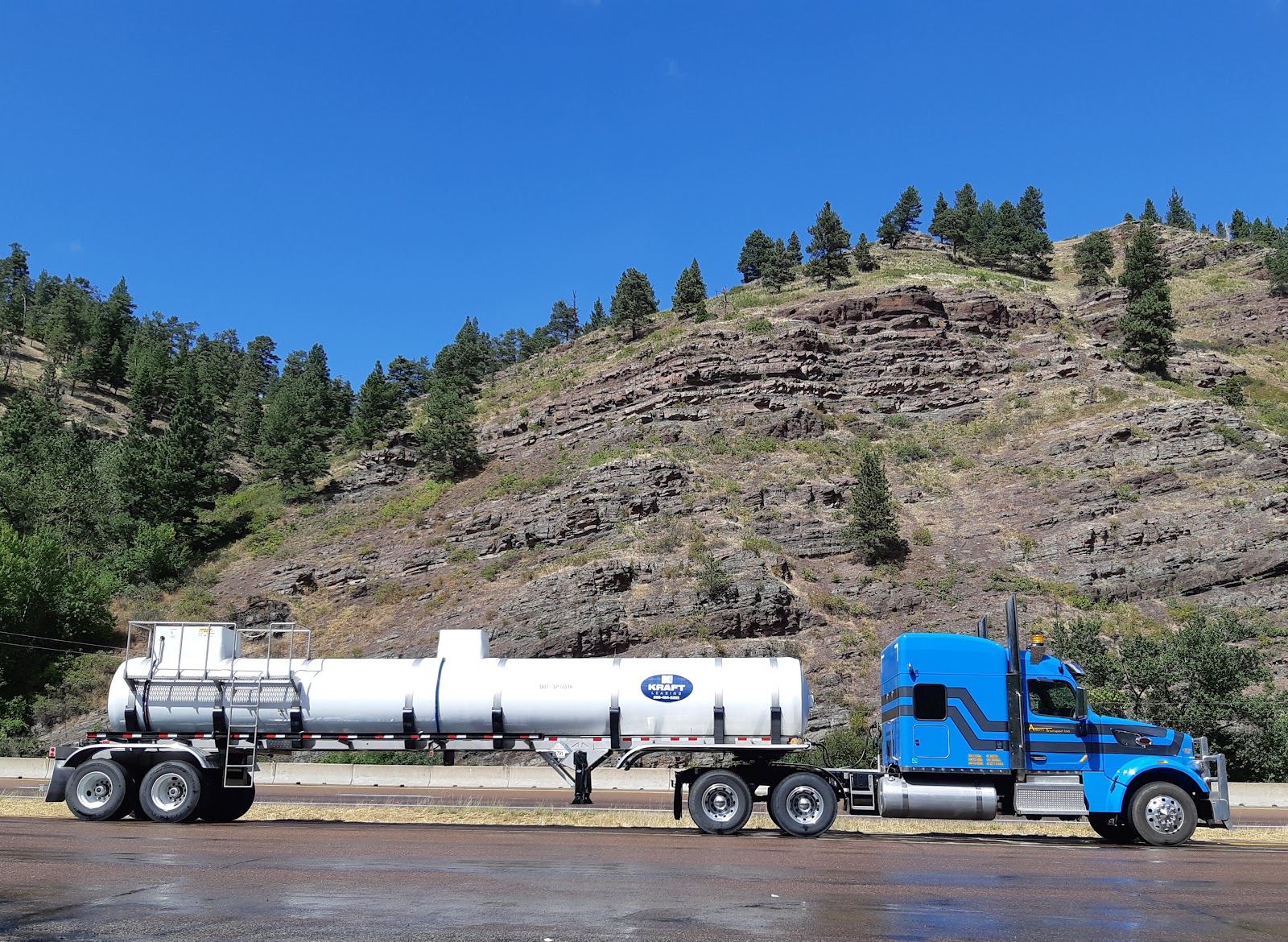 Allen's Transport Ltd — Transportation in Leduc, Alberta | Agronet
